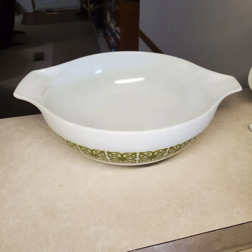 Pyrex Cinderella Autumn Verde Floral 4 Qt Green Square Flowers 444 Opal